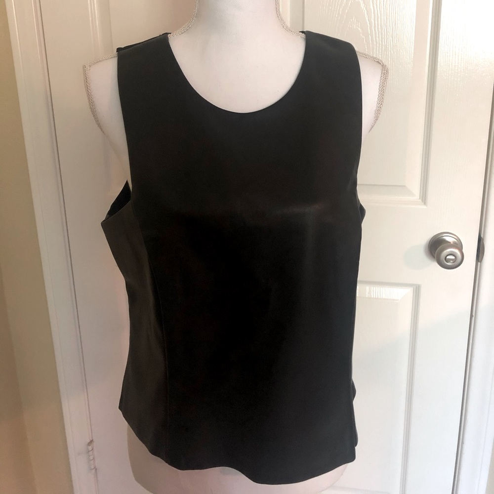 A beautiful black sleeveless top